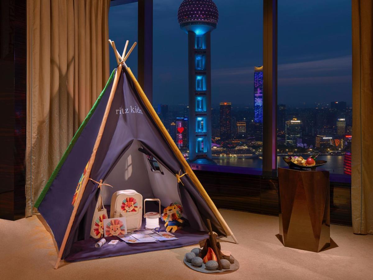 The Ritz-Carlton Shanghai, Pudong Екстериор снимка