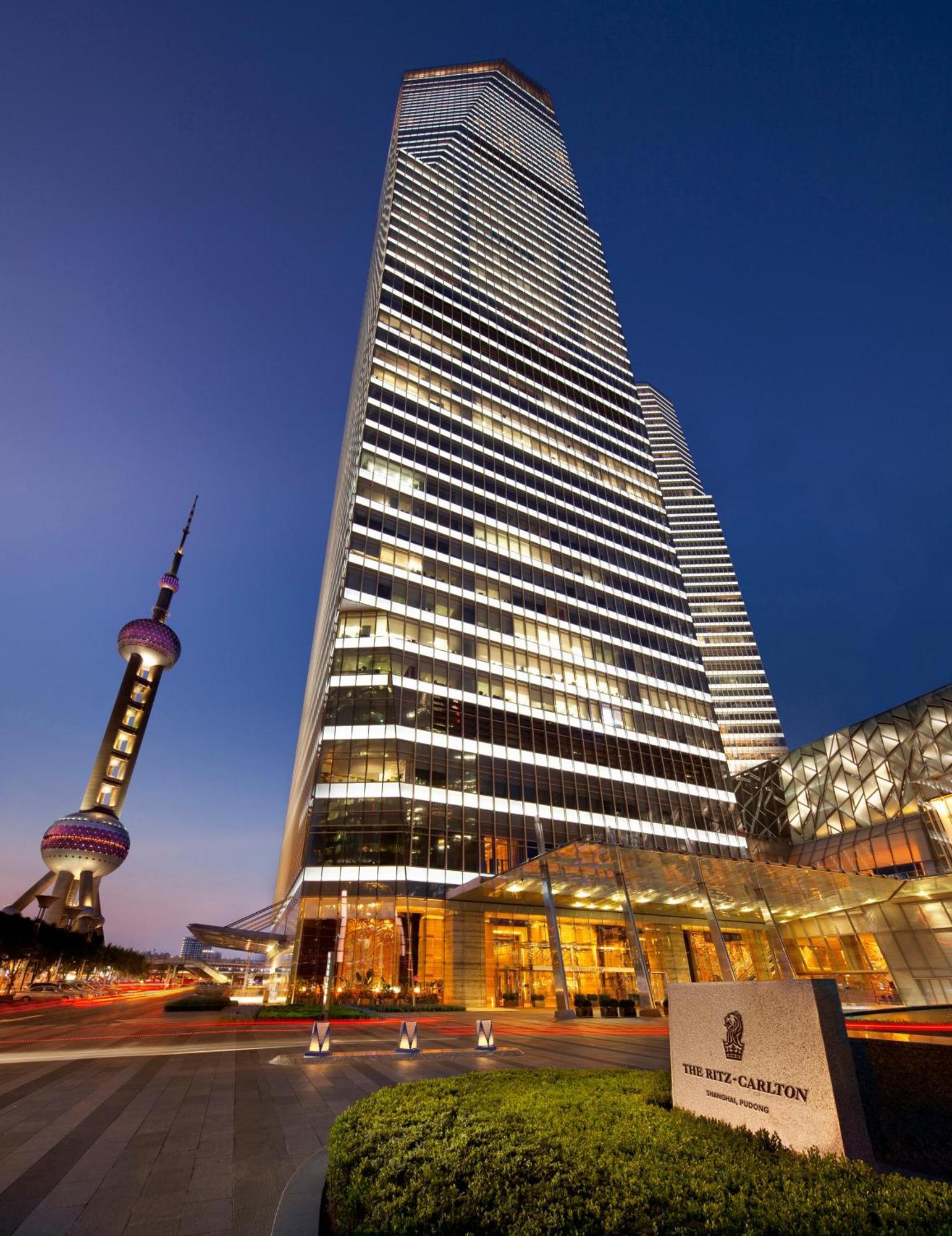 The Ritz-Carlton Shanghai, Pudong Екстериор снимка